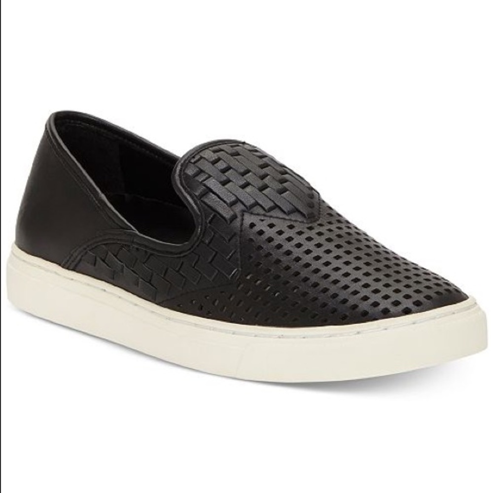 Vince Camuto Bristie Sneakers new in box
